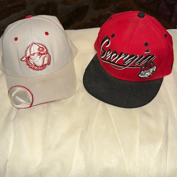 2‎ Georgia Bulldogs Hats Ball Caps - Picture 1 of 12